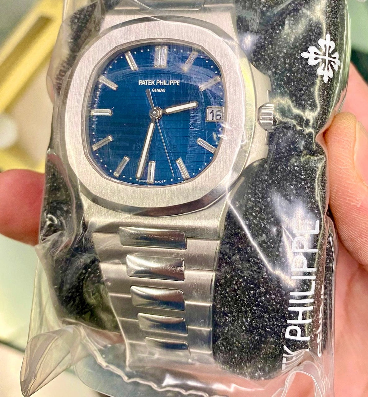 Patek Philippe 40th Anniversary Nautilus 5711/P 2017 Sealed Imbustato NUOVO Rarissimo