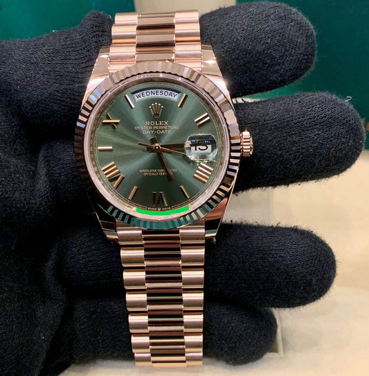 Rolex Day-Date 40mm 228235 Olive Green Dial 2020 like new