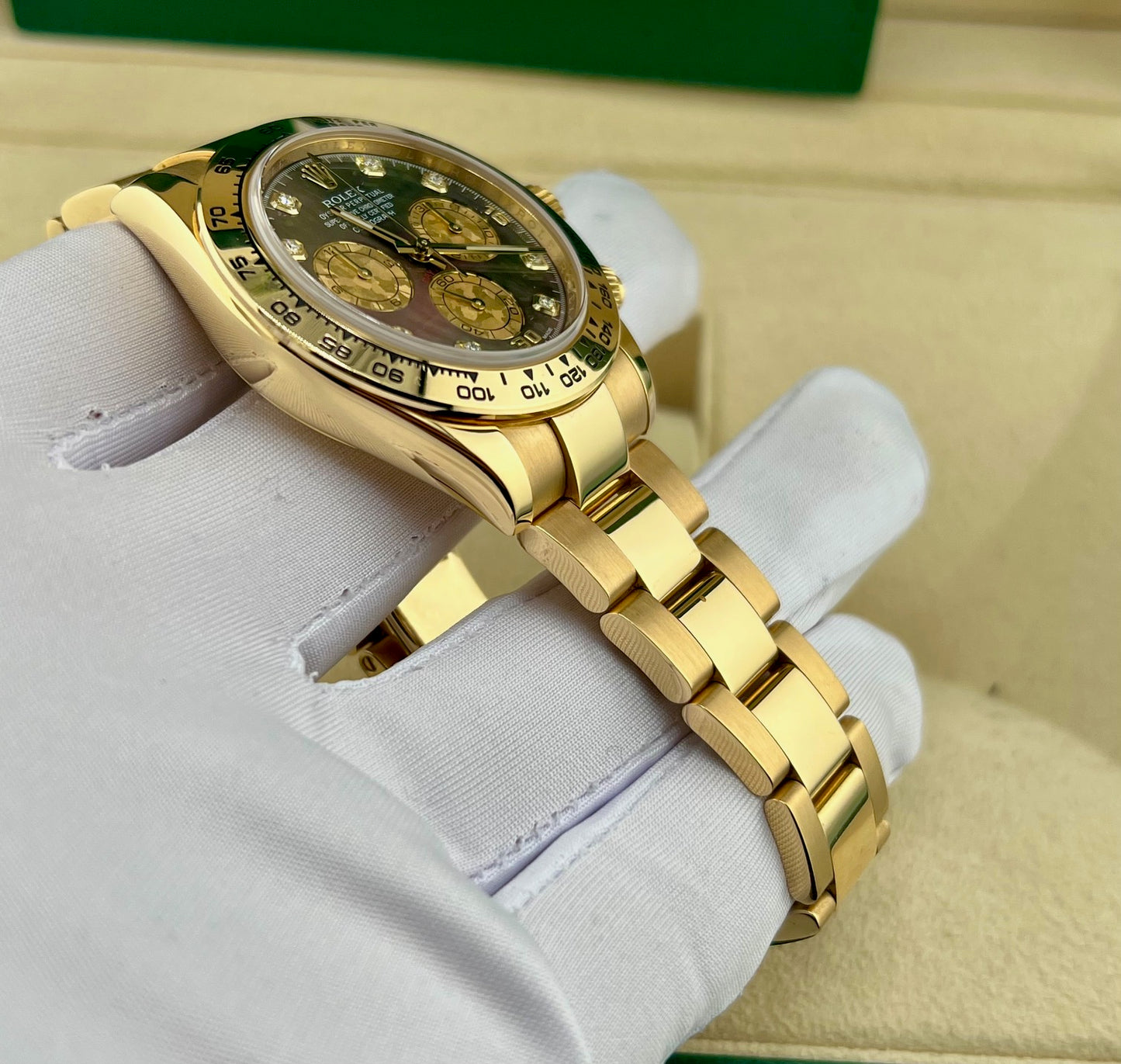 Rolex Daytona 115608 Crystal Dial 2018 (CH) YellowGold