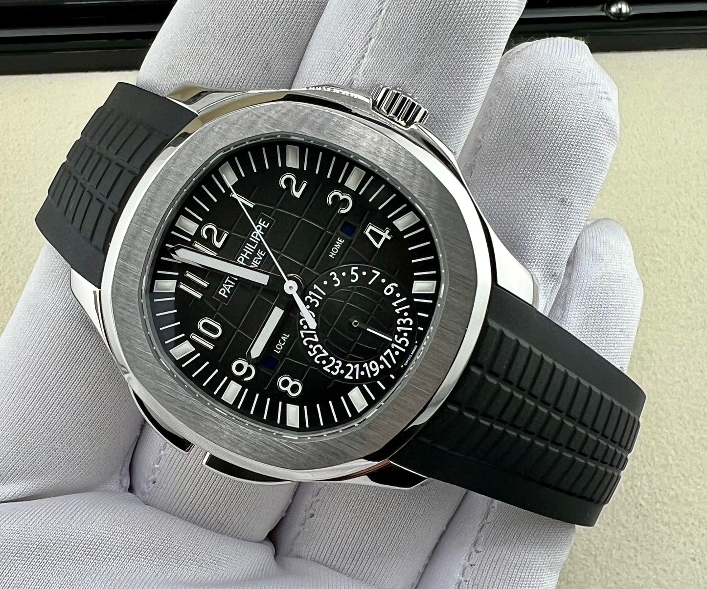 Patek Philippe Aquanaut Travel Time 5164A 2016 LIKE NEW (Italia)