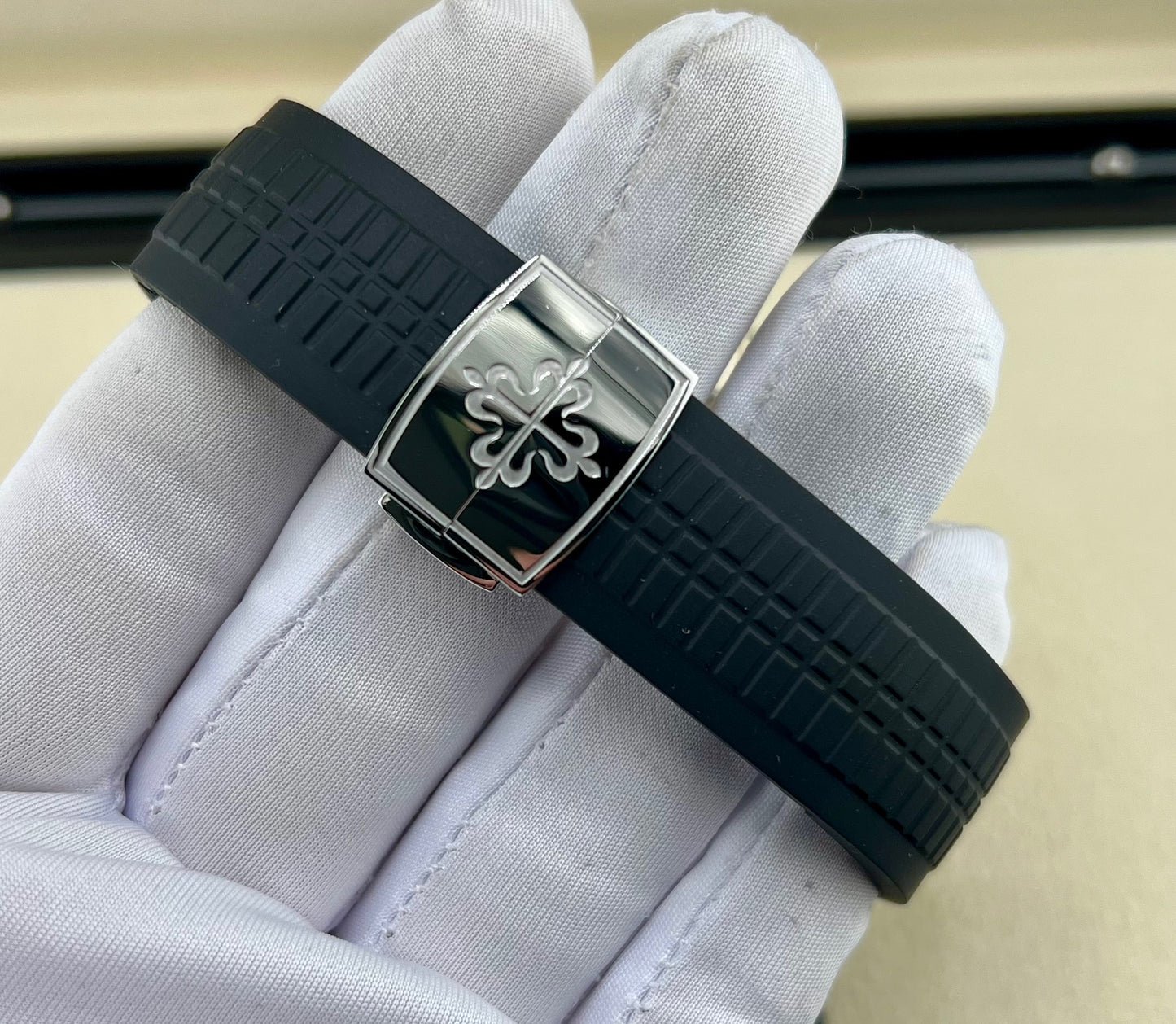 Patek Philippe Aquanaut Travel Time 5164A 2016 LIKE NEW (Italia)