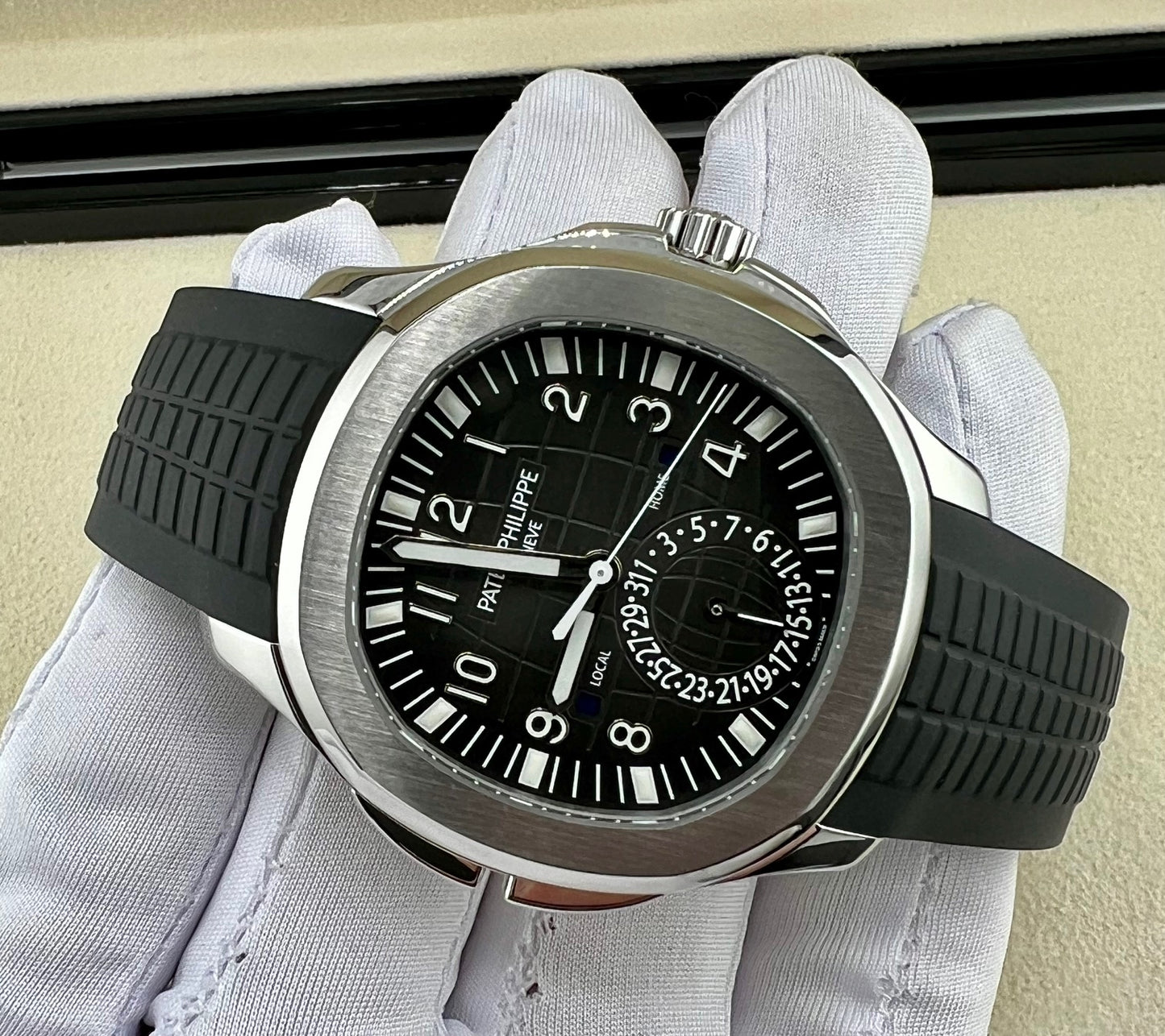 Patek Philippe Aquanaut Travel Time 5164A 2016 LIKE NEW (Italia)