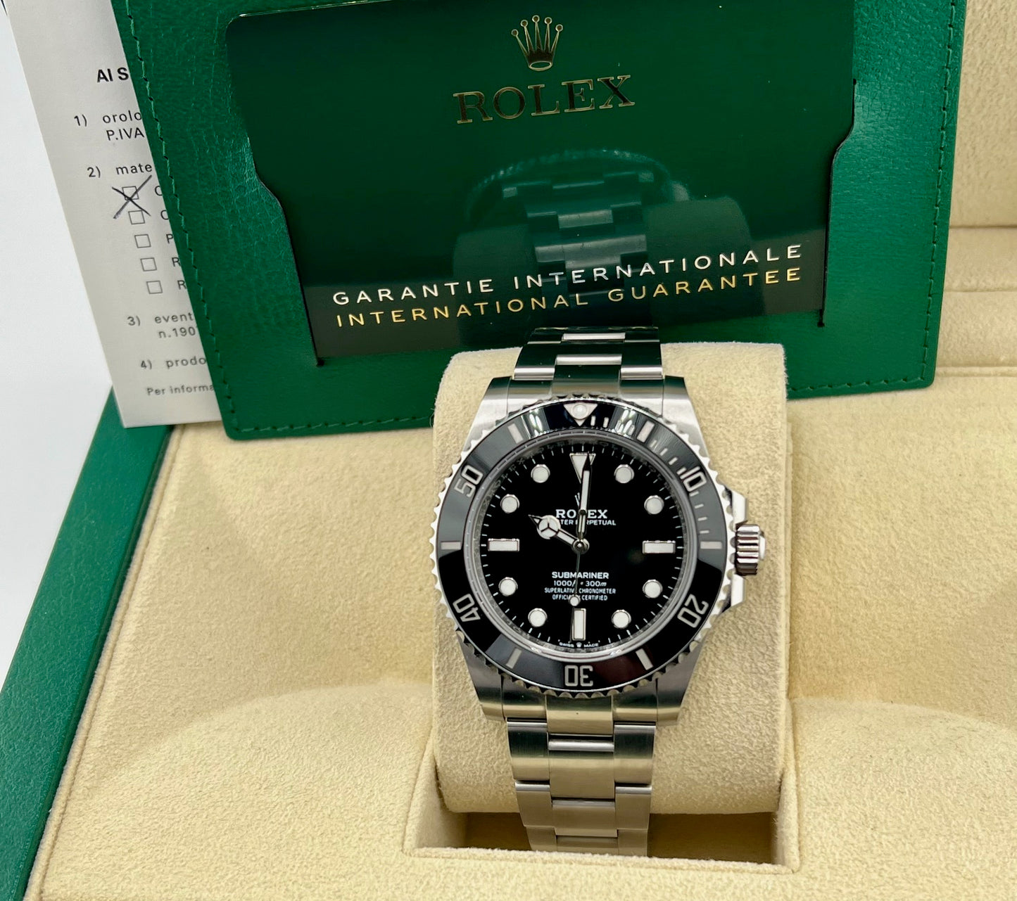 Rolex Submariner No Date 124060 41mm 2022 Full Set