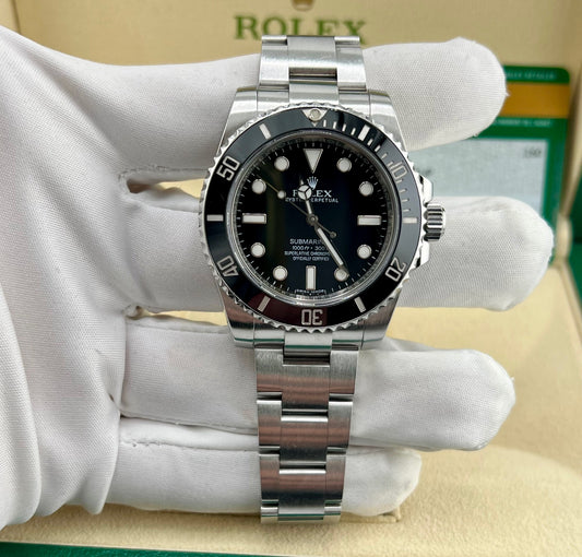 Rolex Submariner No Date 114060 2015 40mm Box&Paper