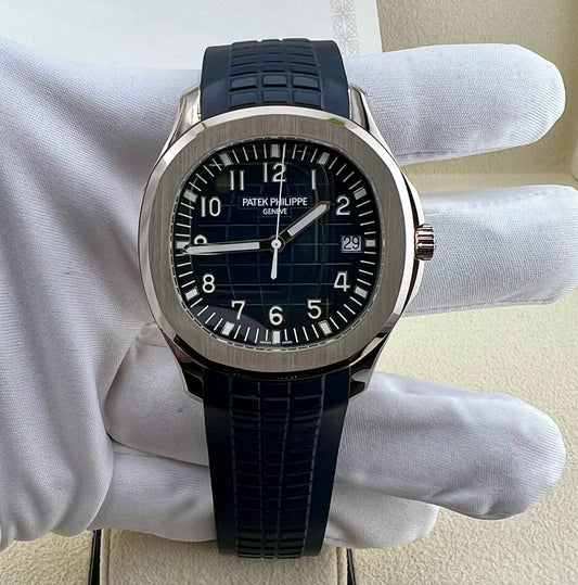 Patek Philippe Aquanaut 5168G White Gold Blue Dial 2019 like new