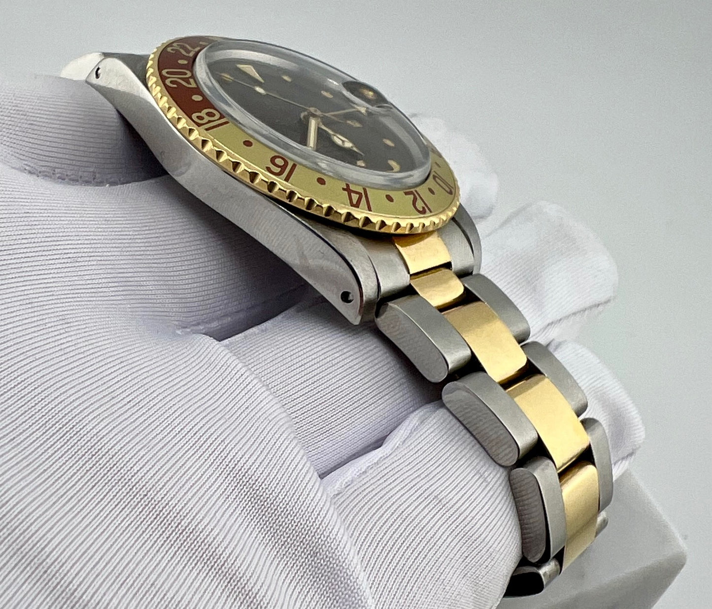 Rolex GMT-Master 16753 Eye Of The Tiger Nipple Dial 1985 No Paper Rolex No Box