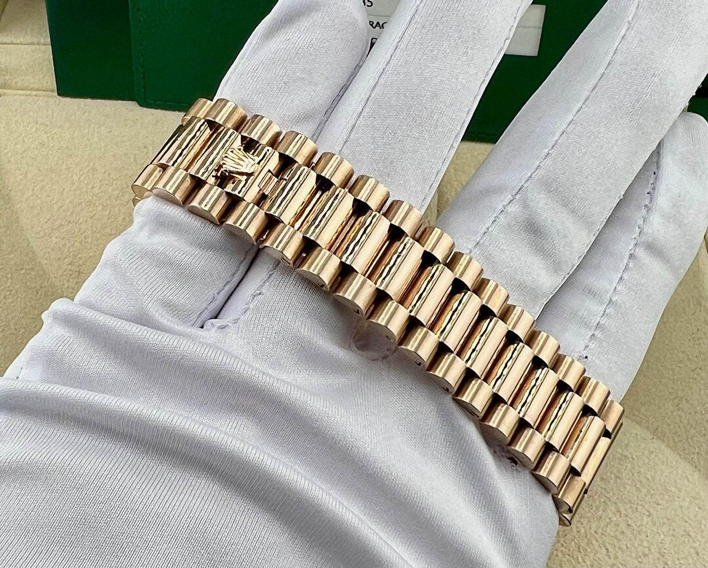 Rolex Day-Date 40mm 228235 White Dial Full Set 2017 ITA