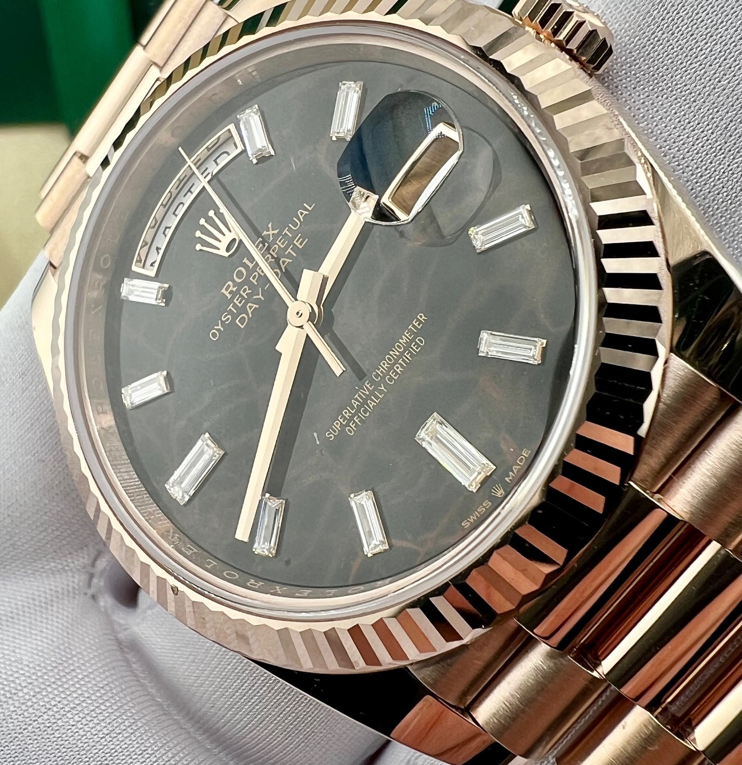 Rolex Day-Date 40mm 228235 Eisenkiesel Baguette Diamond 2025 like new