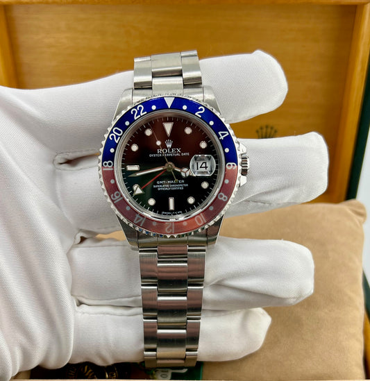 Rolex GMT-Master I 16700 ''Pepsi'' 1993 + Service 2018 full set