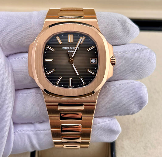 Patek Philippe Nautilus 5711-1R Chocolate Full Set Like New