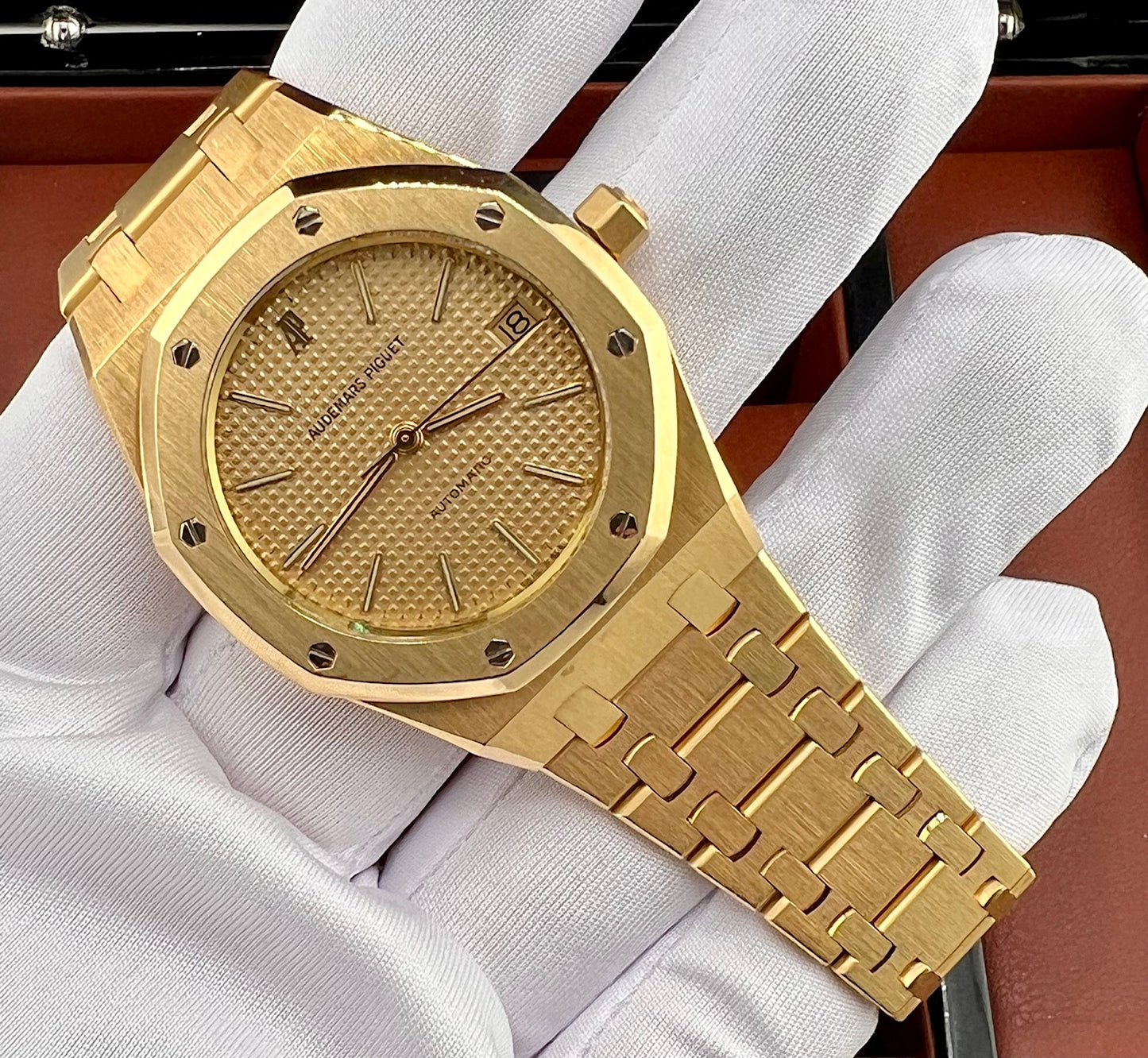 Audemars Piguet Royal Oak 14790BA 36mm Yellow Gold only watch