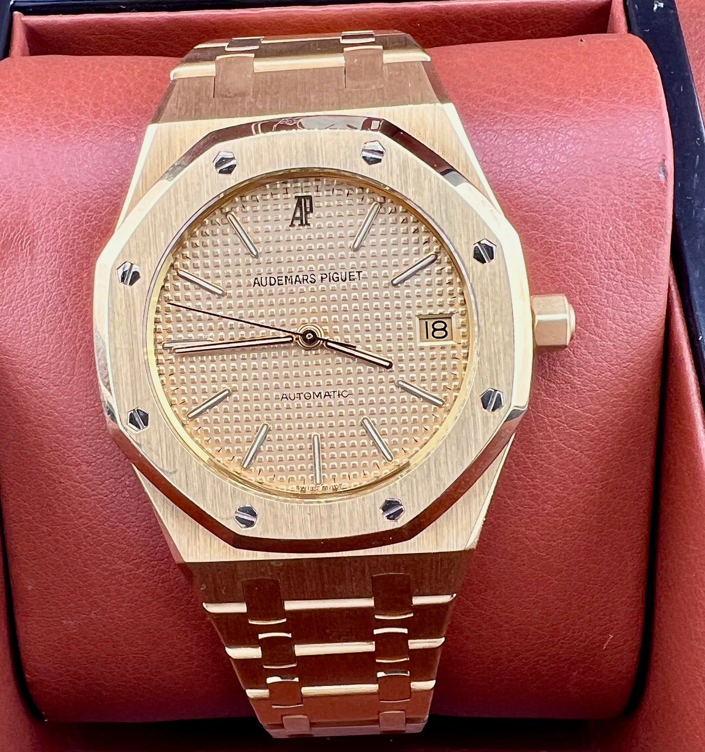 Audemars Piguet Royal Oak 14790BA 36mm Yellow Gold only watch