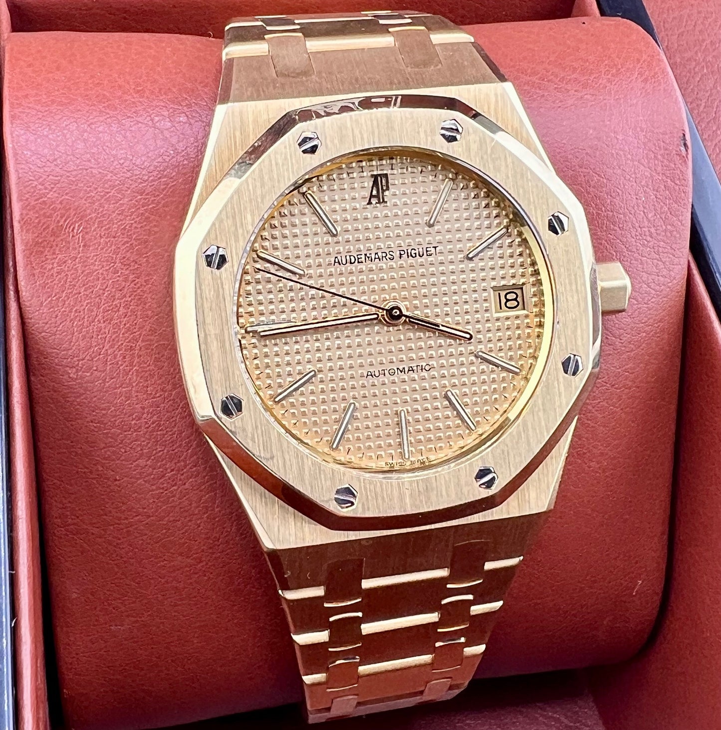 Audemars Piguet Royal Oak 14790BA 36mm Yellow Gold only watch