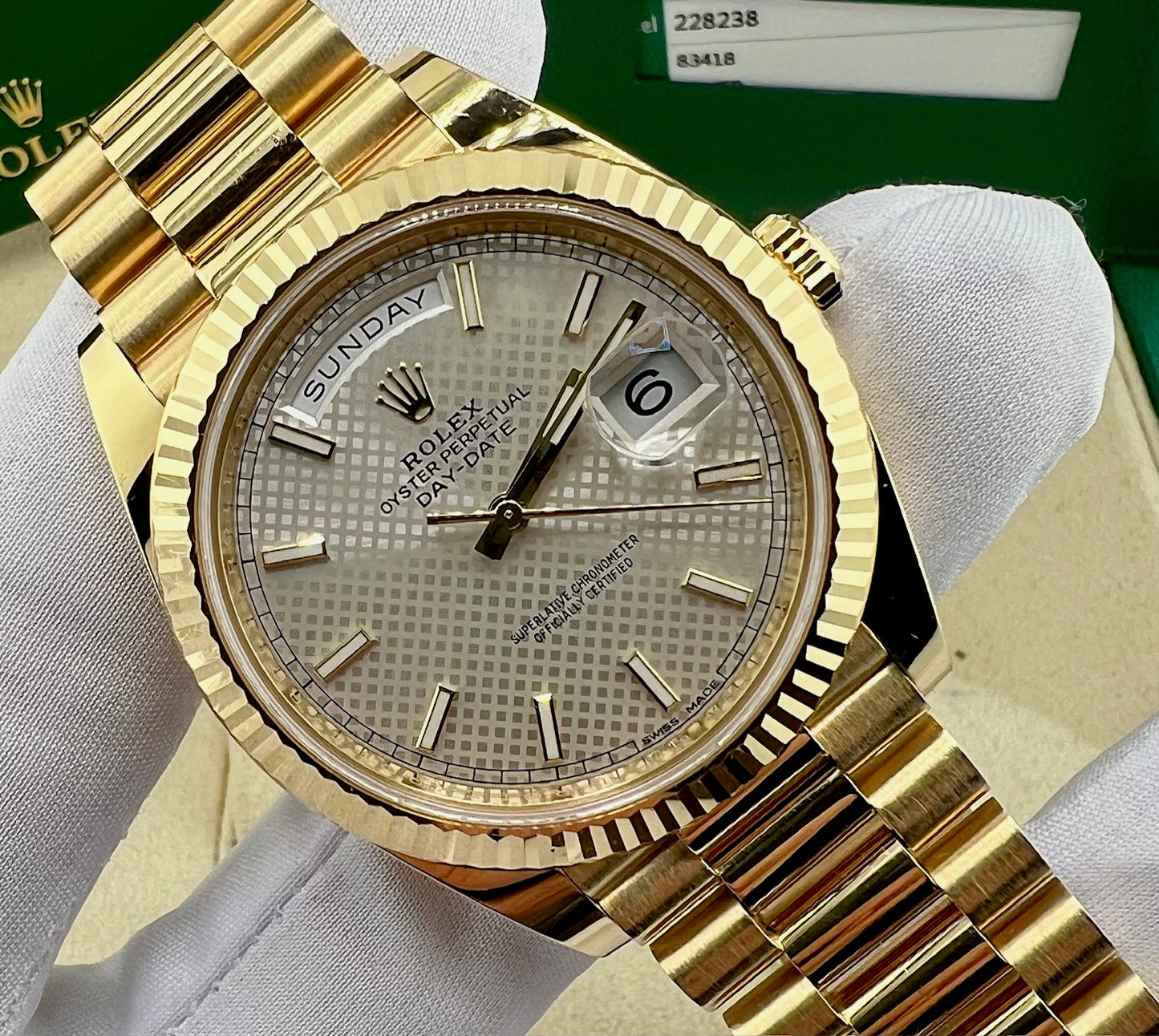 Rolex Day-Date 40mm 228238 Silver Diagonal Motif Dial 2019 full Set