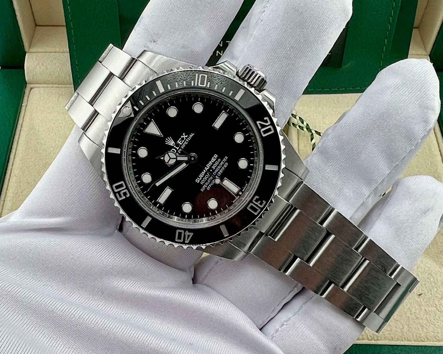Rolex Submariner No Date 41mm 124060 2022 Full Set