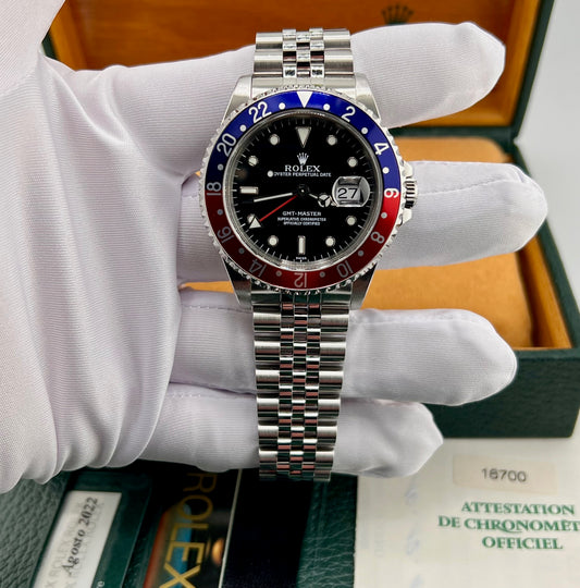 Rolex GMT-Master I 16700 Pepsi Jubilèe 1999 ''Swiss'' Only Jubilèe Full Set (CH) + Service 2022