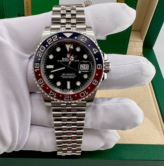 Rolex GMT-Master II 126710BLRO ''Pepsi'' Jubilèe 2020 Singapore