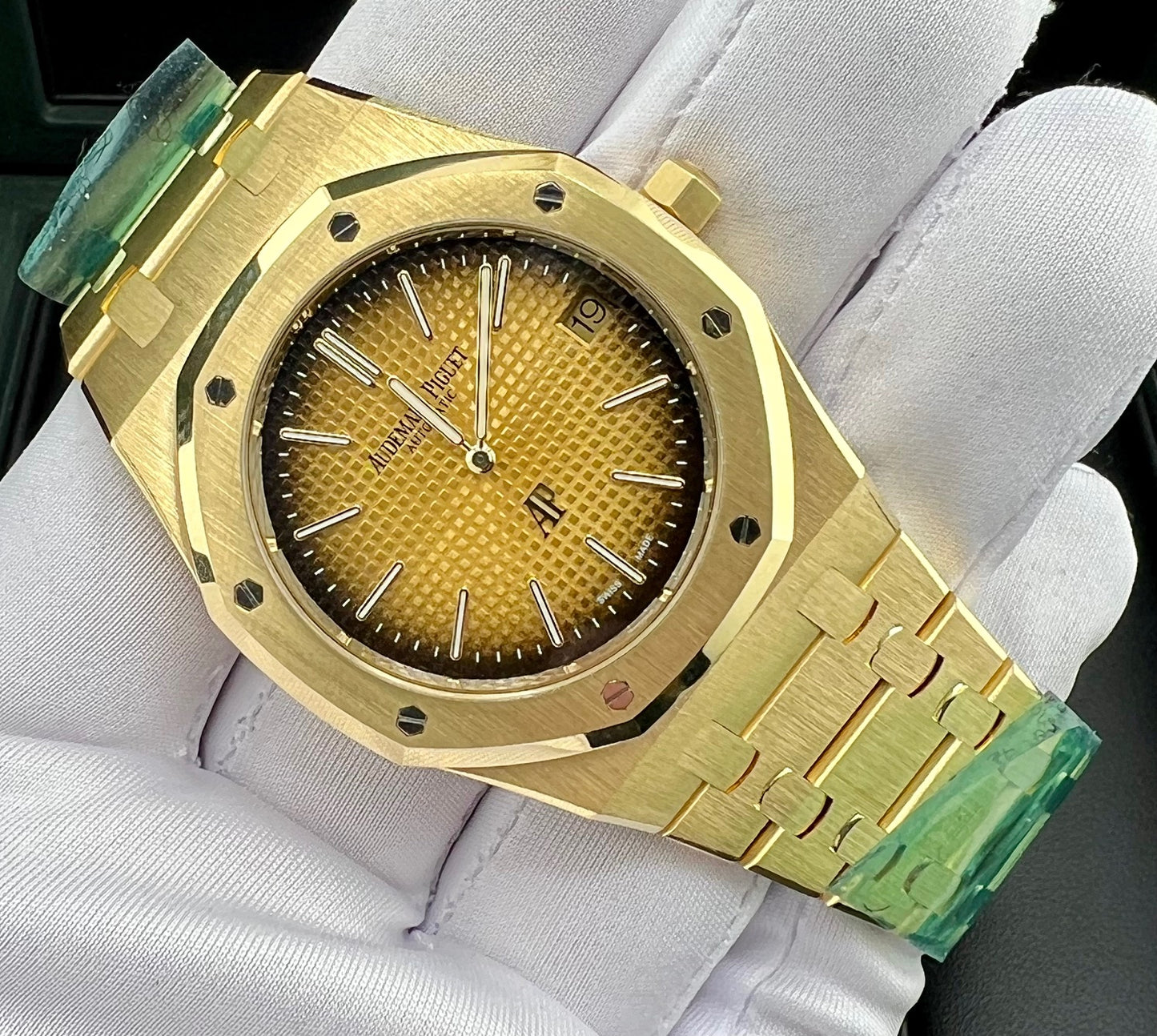 Audemars Piguet Royal Oak "jumbo" 50th Anniversary 16202BA