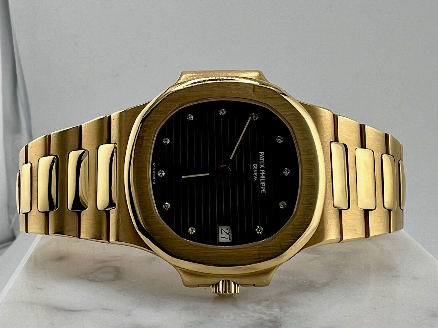 Patek Philippe Nautilus 3800 Yellow Gold Automatic Blue Dial Diamond index 37.5mm