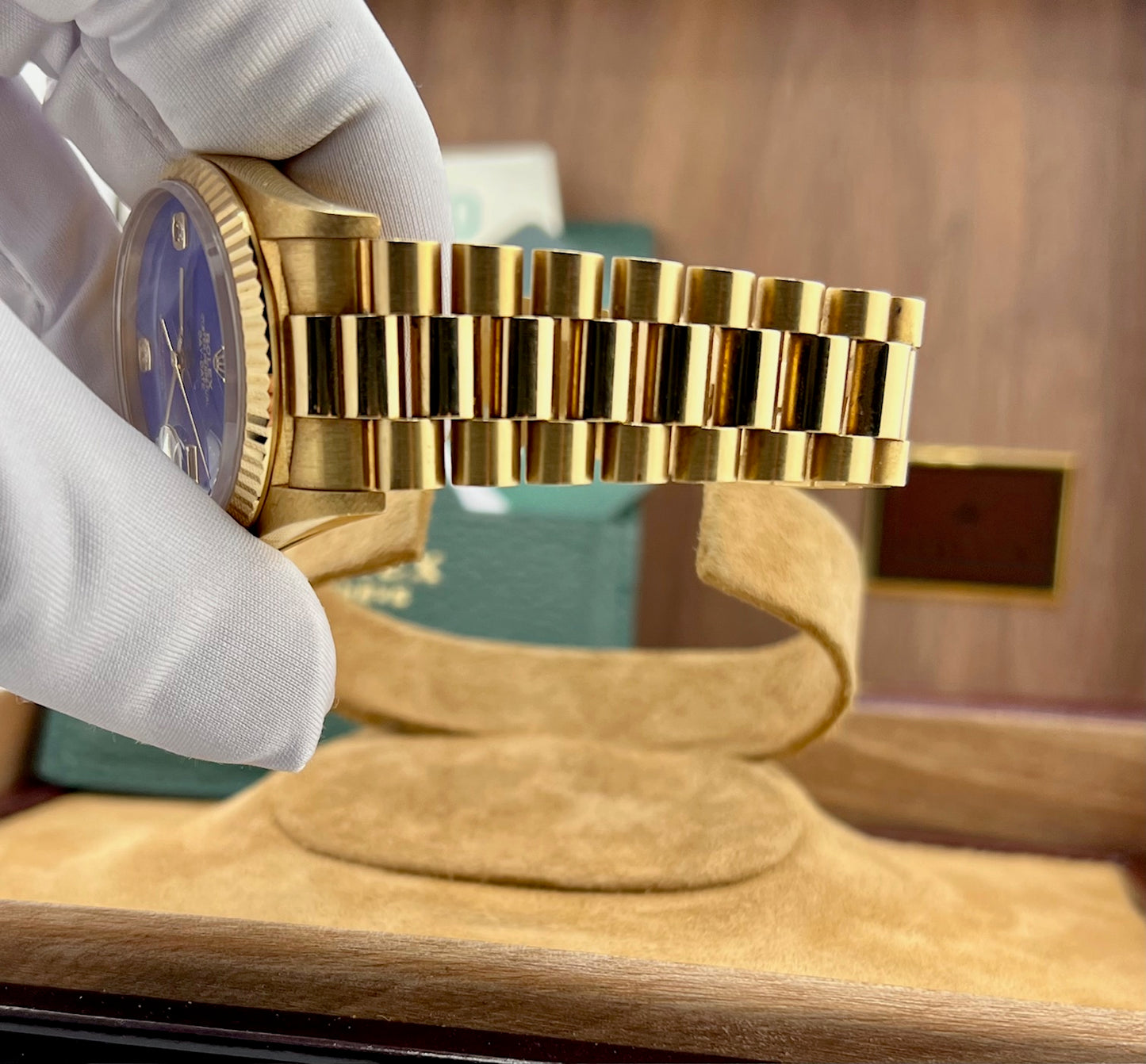 Rolex Day-Date 36mm 18238 Lapislazuli Dial 1990 Box&Paper