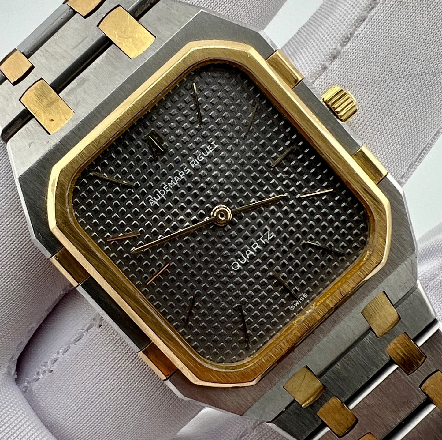 Audemars Piguet Royal Oak Jumbo Quartz 6005SA solo orologio