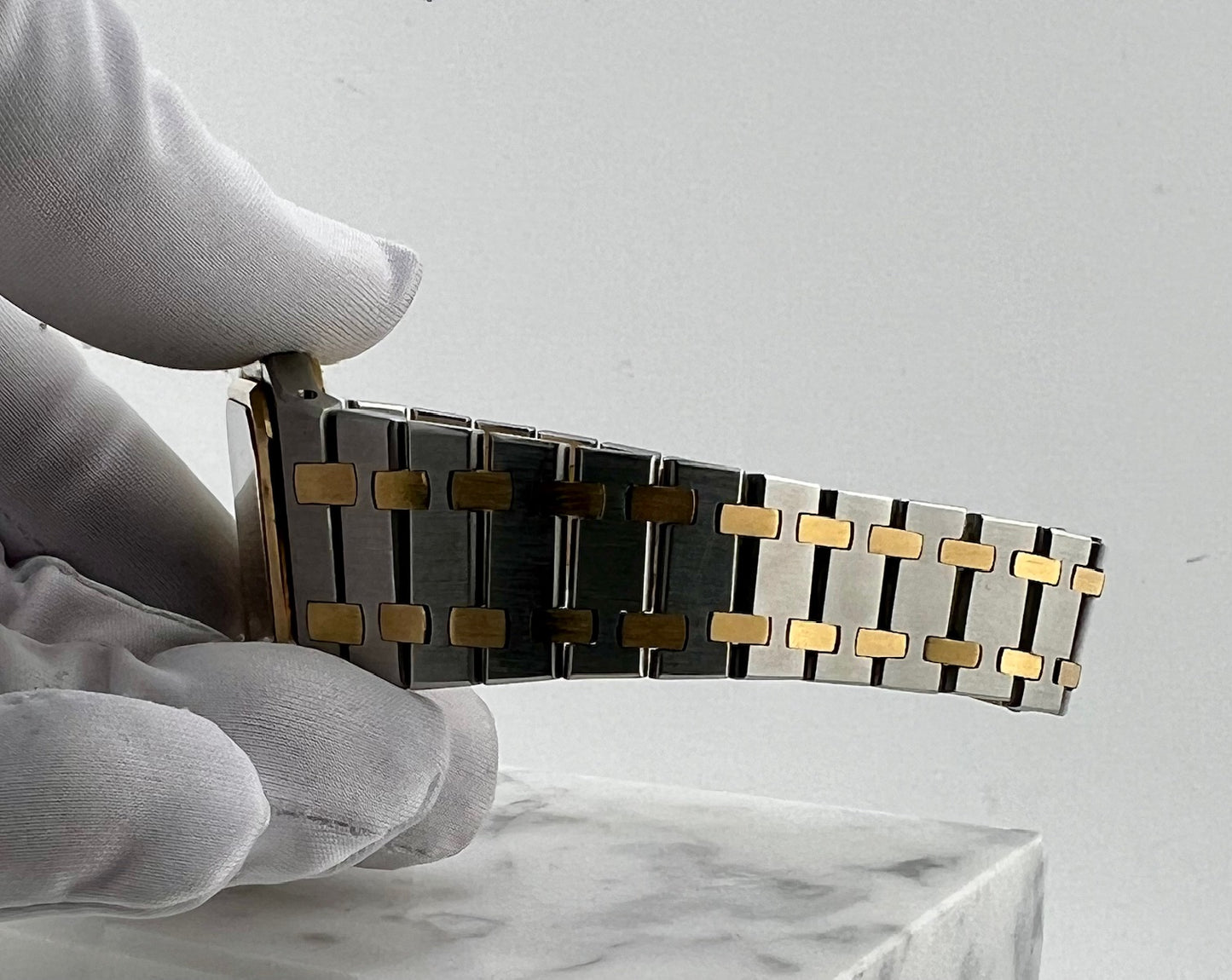 Audemars Piguet Royal Oak Jumbo Quartz 6005SA solo orologio