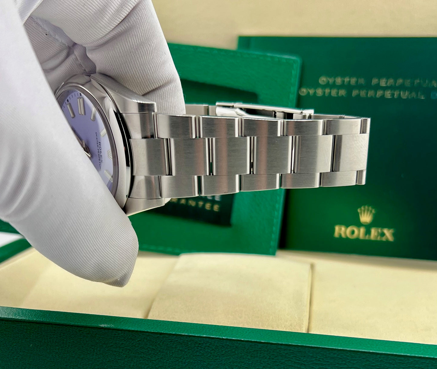 Rolex Oyster Perpetual Stainless Dial (2025) ''Lavanda'' NEW 134300 41mm