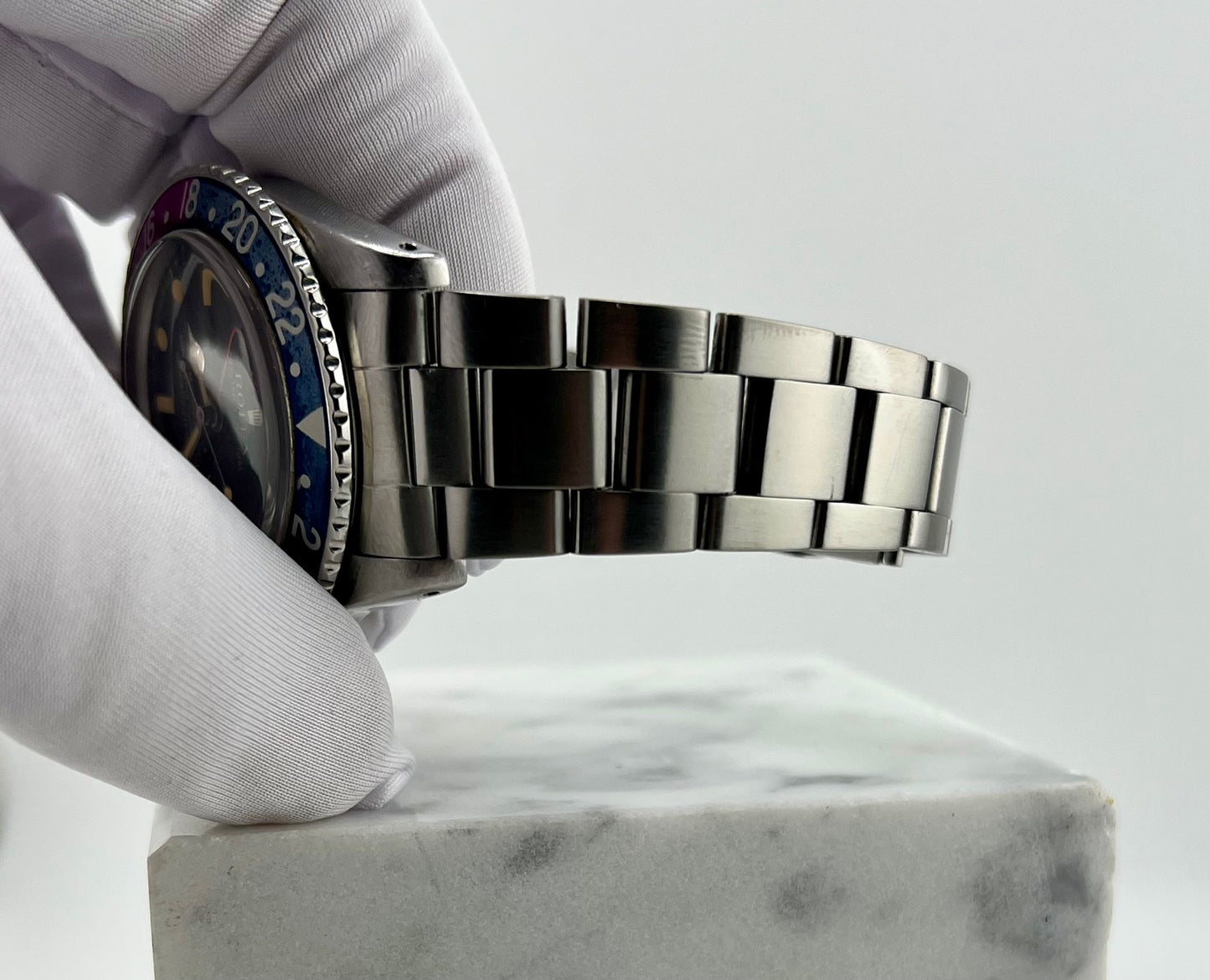 Rolex GMT-Master 1675 Gilt Dial 1967 ''Fucsia Bezel'' only watch solo orologio