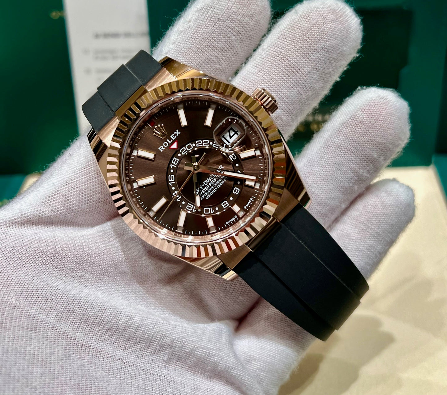 Rolex Sky-Dweller 336235 Chocolate   42mm