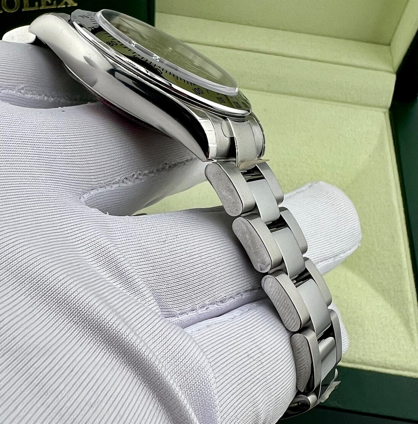 Rolex Daytona 116520 Black Dial 2006 NOS Full Set Full Stickers Ita