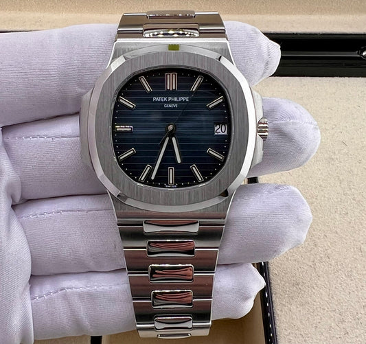 Patek Philippe Nautilus 5711/1A 2011 Full Set blue dial (Germania)
