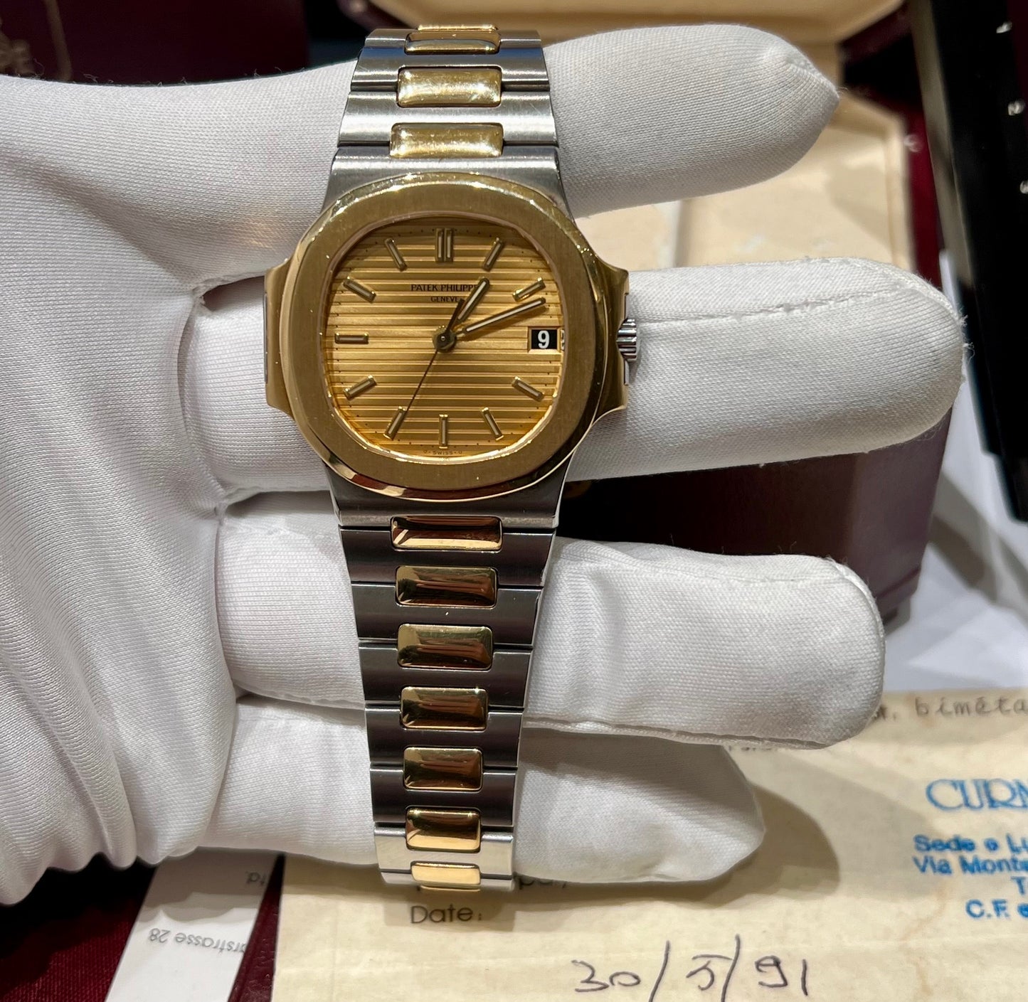 Patek Philippe Nautilus 3800 Champagne Dial Full Set 1991 ITA