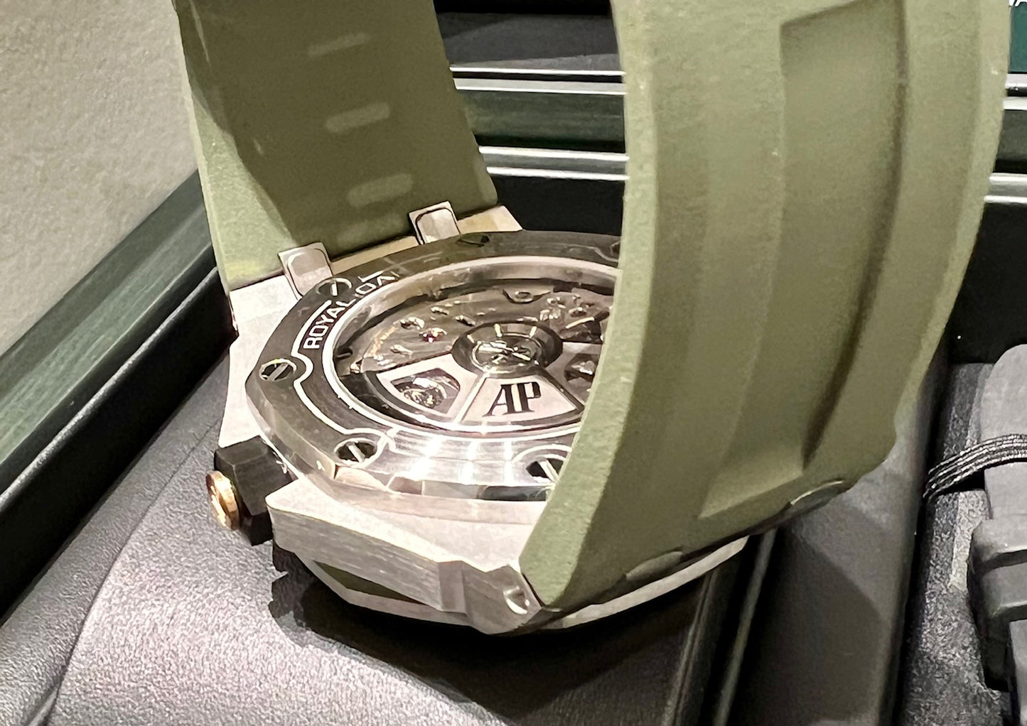 Audemars Piguet Royal Oak Offshore 42mm Diver Green Dial 15720ST 2024