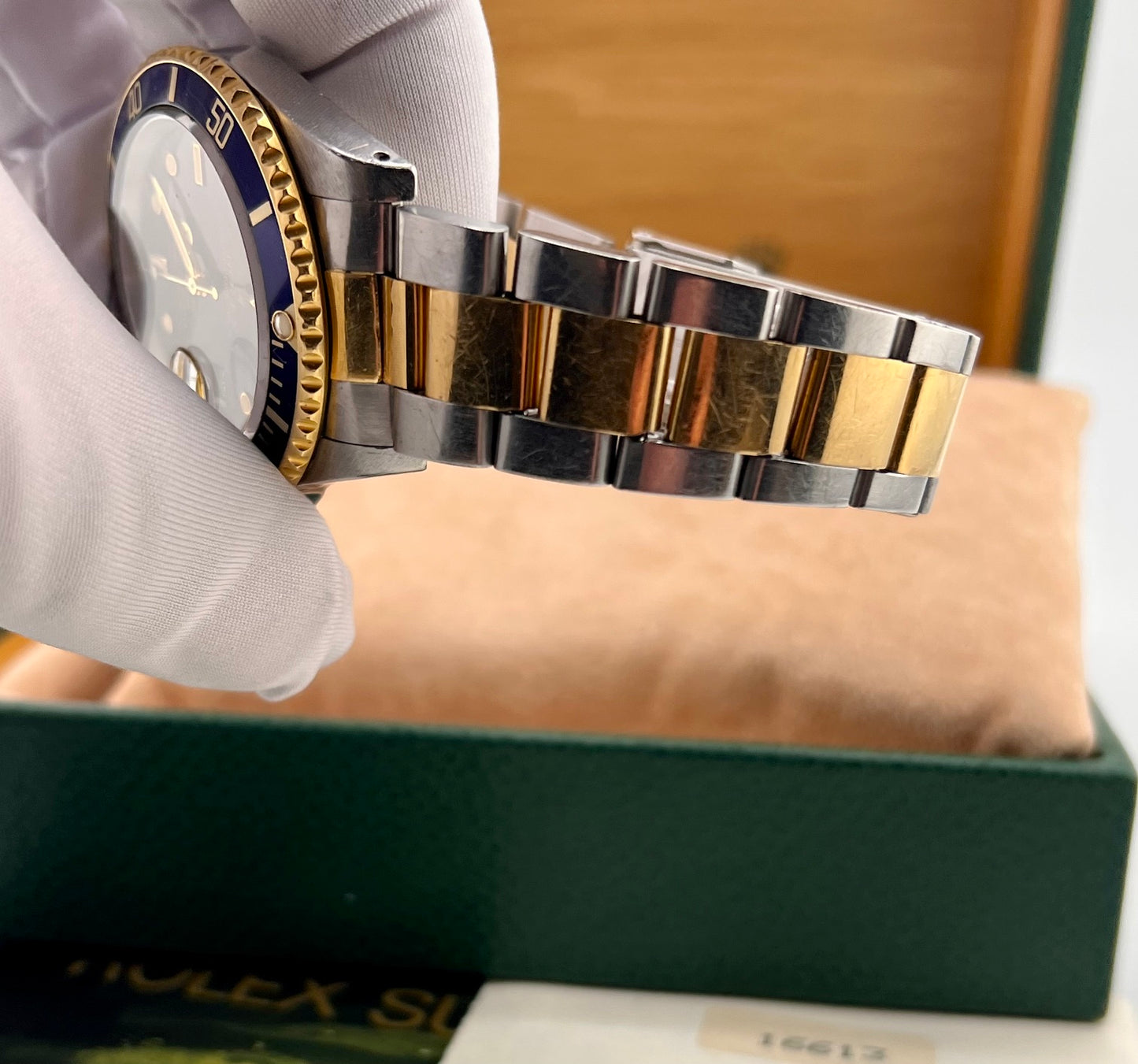 Rolex Submariner Date 16613 Blue Dial 40mm 1991 B&P (Svizzera)