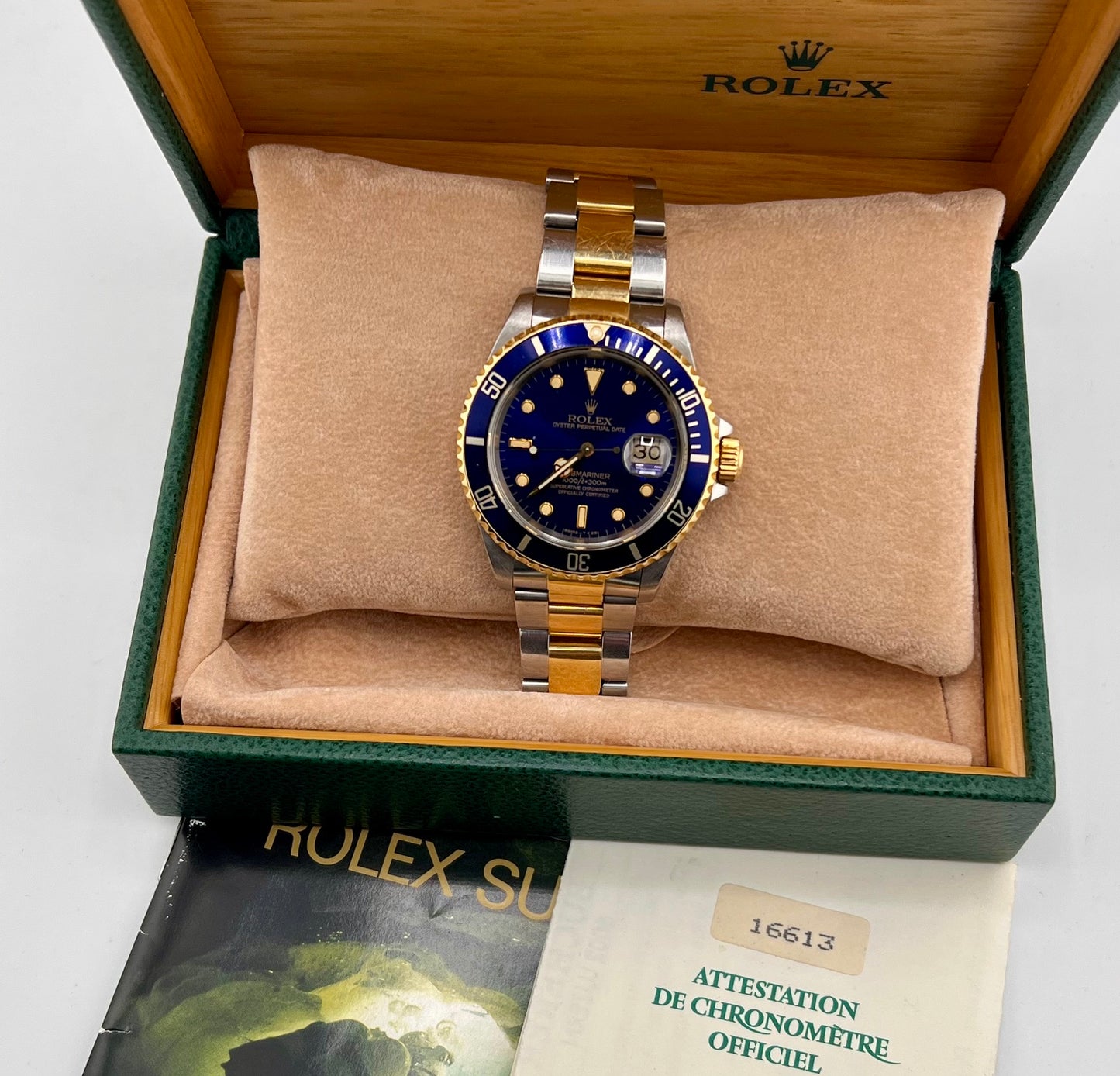 Rolex Submariner Date 16613 Blue Dial 40mm 1991 B&P (Svizzera)