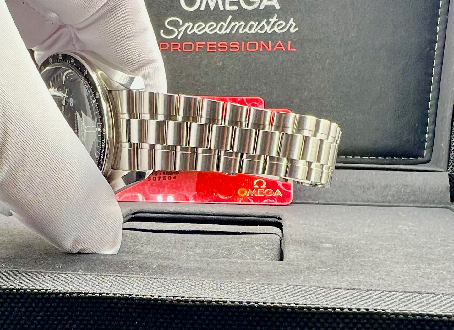 Omega Speedmaster Moonwatch 31030425001001 2021 Full Set