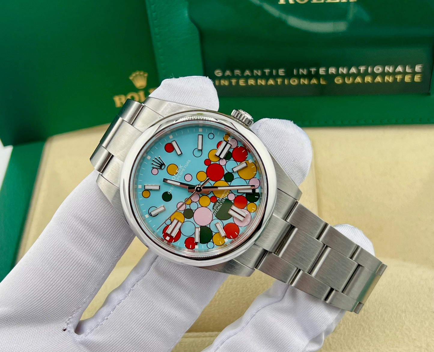 Rolex Oyster Perpetual 41mm 124300 Celebration 2025