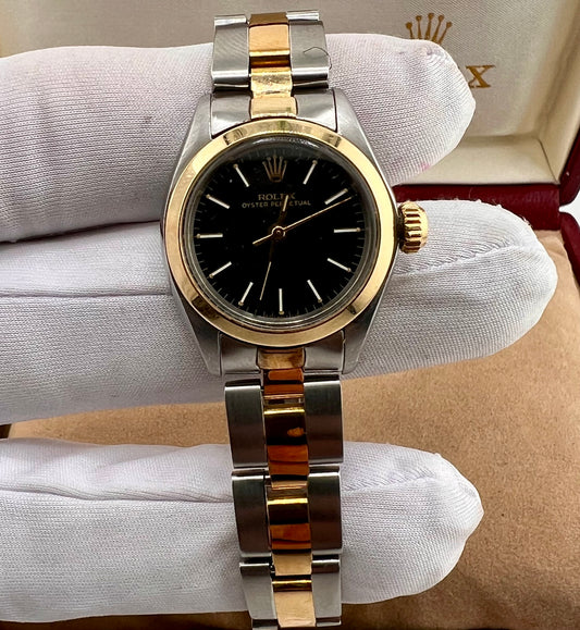 Rolex Oyster Perpetual 26mm 6718 1977 Oyster No Paper Rolex