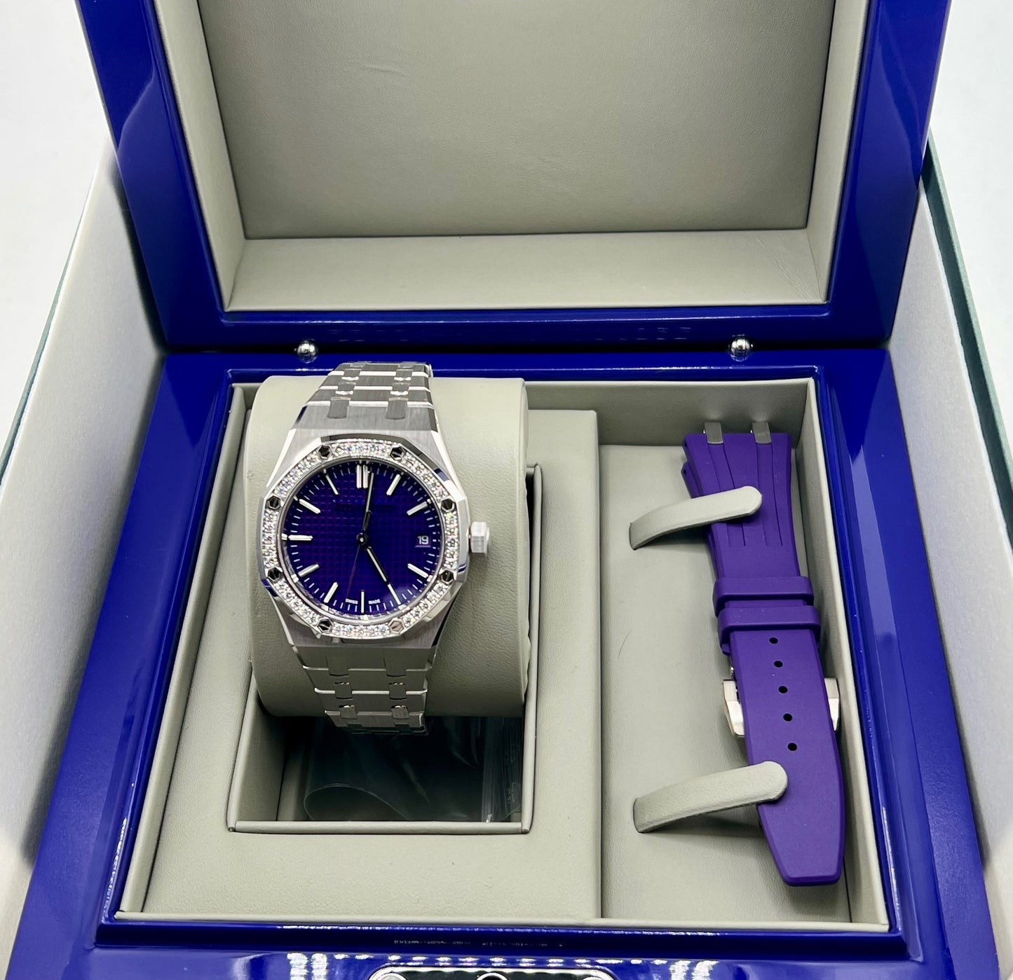 Audemars Piguet Royal Oak Selfwinding 15551BC Domaine de Murtoli Special Edition 37mm