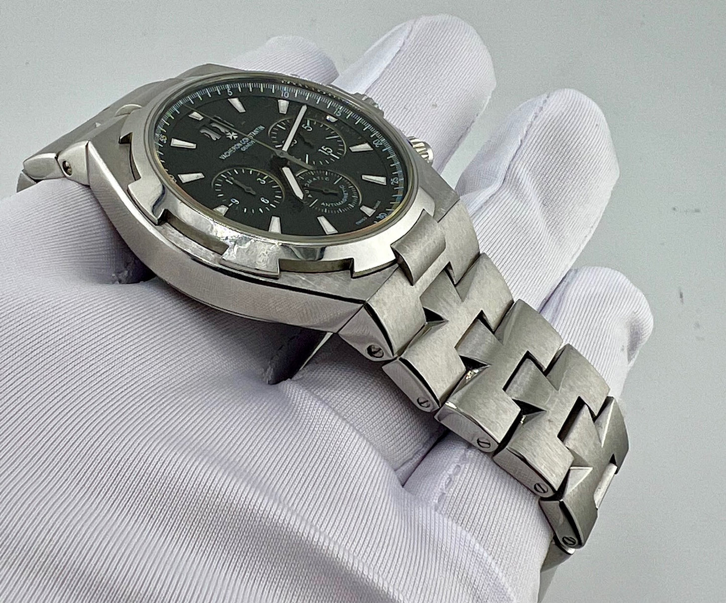 Vacheron Constantin Overseas Chronograph 49150 Black Dial