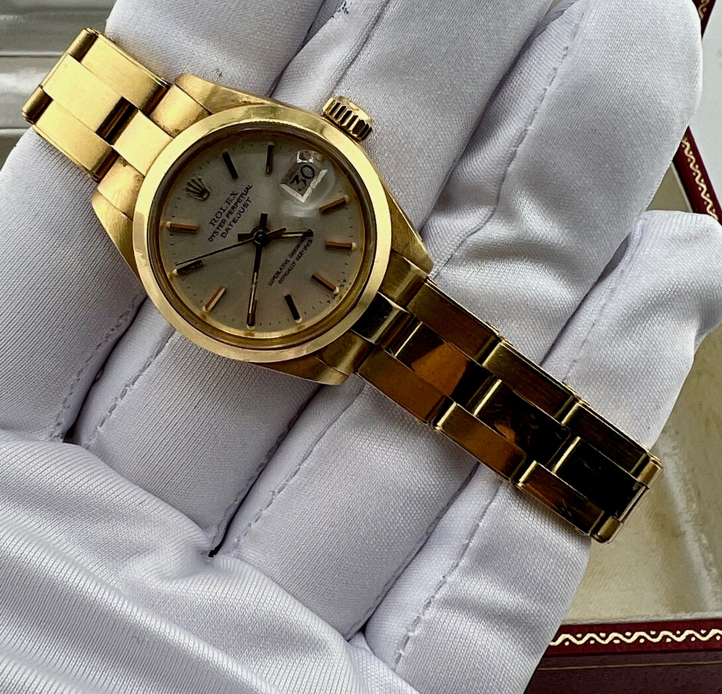 Rolex Lady-Datejust 6916 26mm Yellow Gold 1977 plexyglass