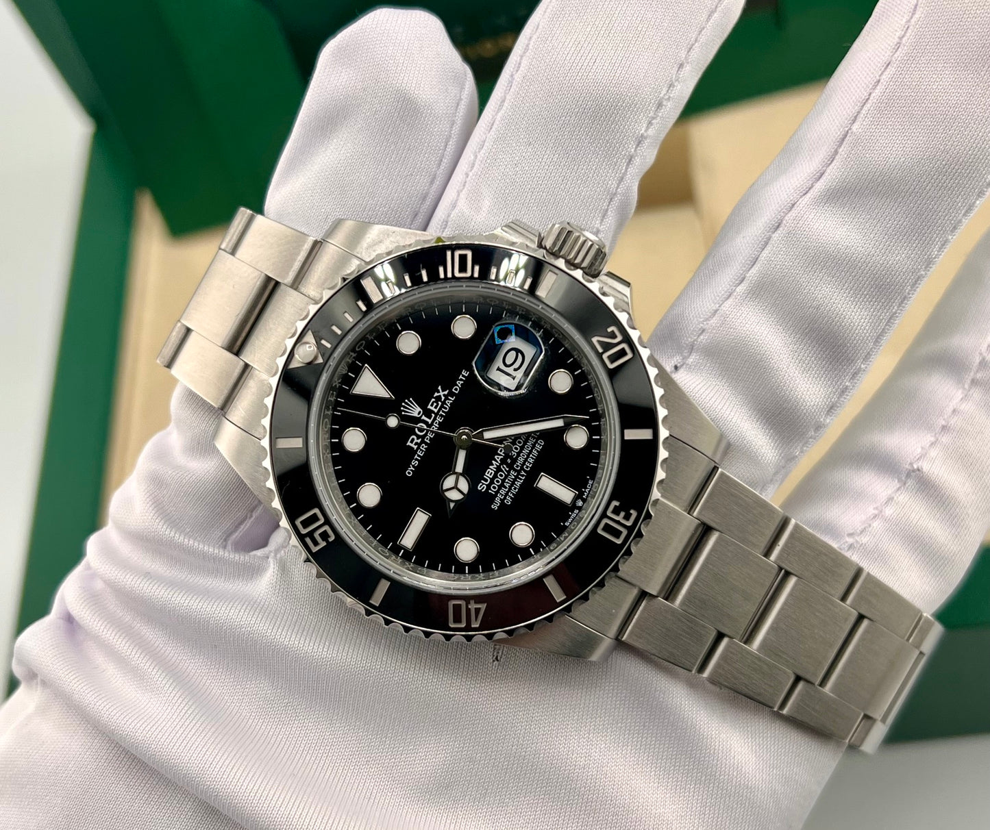 Rolex Submariner Date 126610LN 41mm 2022 stickers