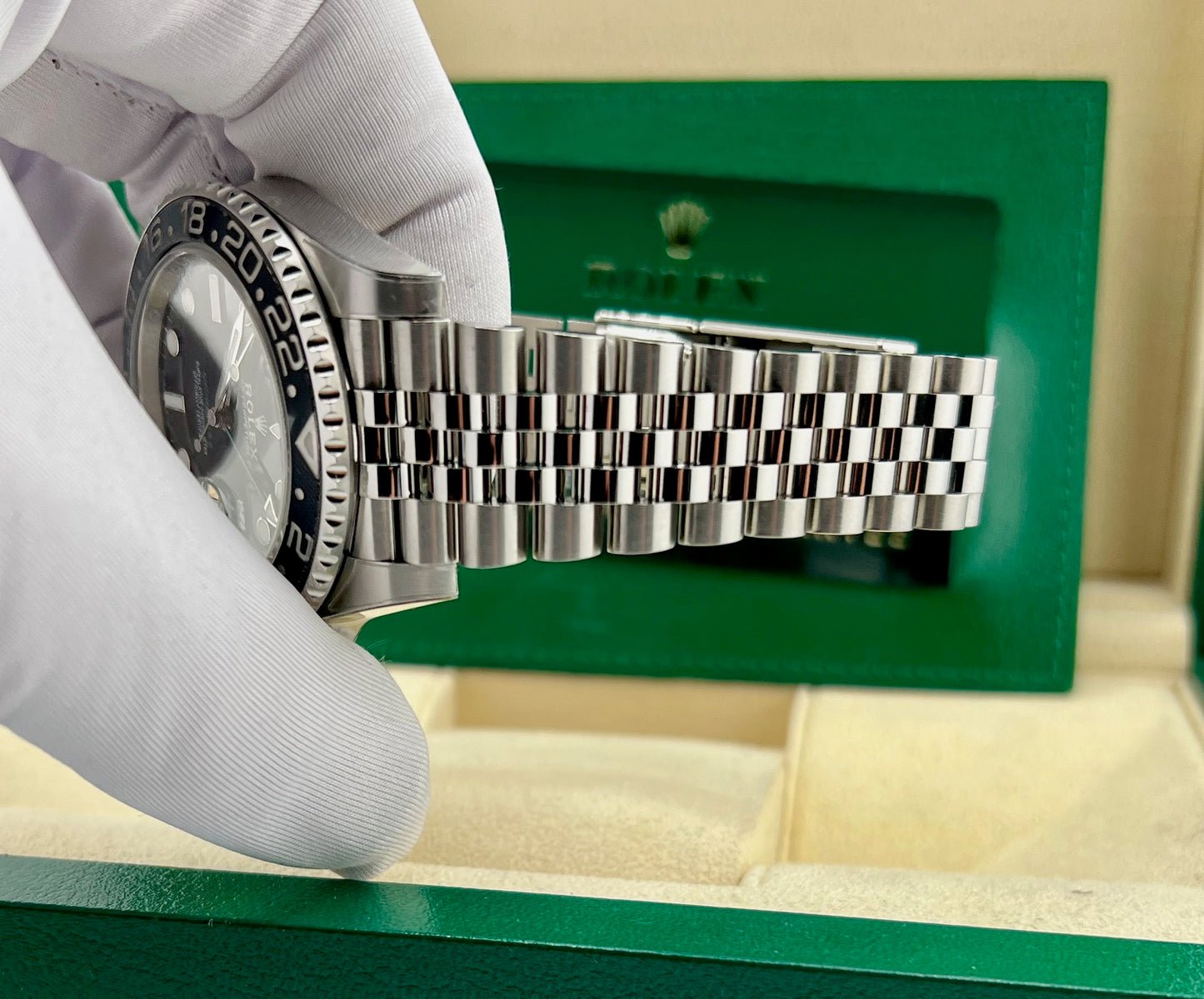 Rolex GMT-Master II 126710GRNR ''Bruce Wayne'' Jubilèe 2024 NEW