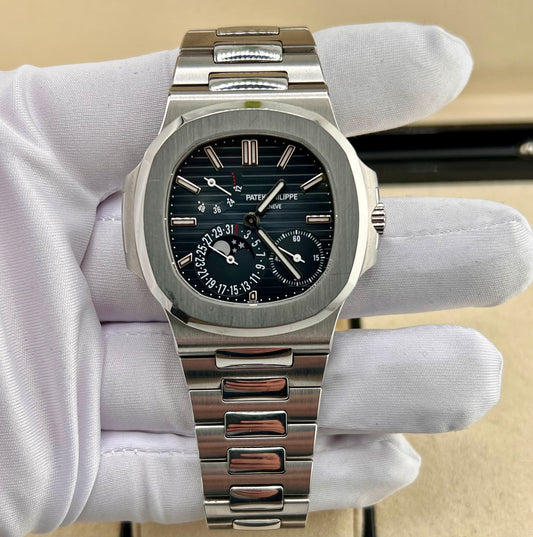 Patek Philippe Nautilus 5712/1A Full Set 2015 Italian Paper