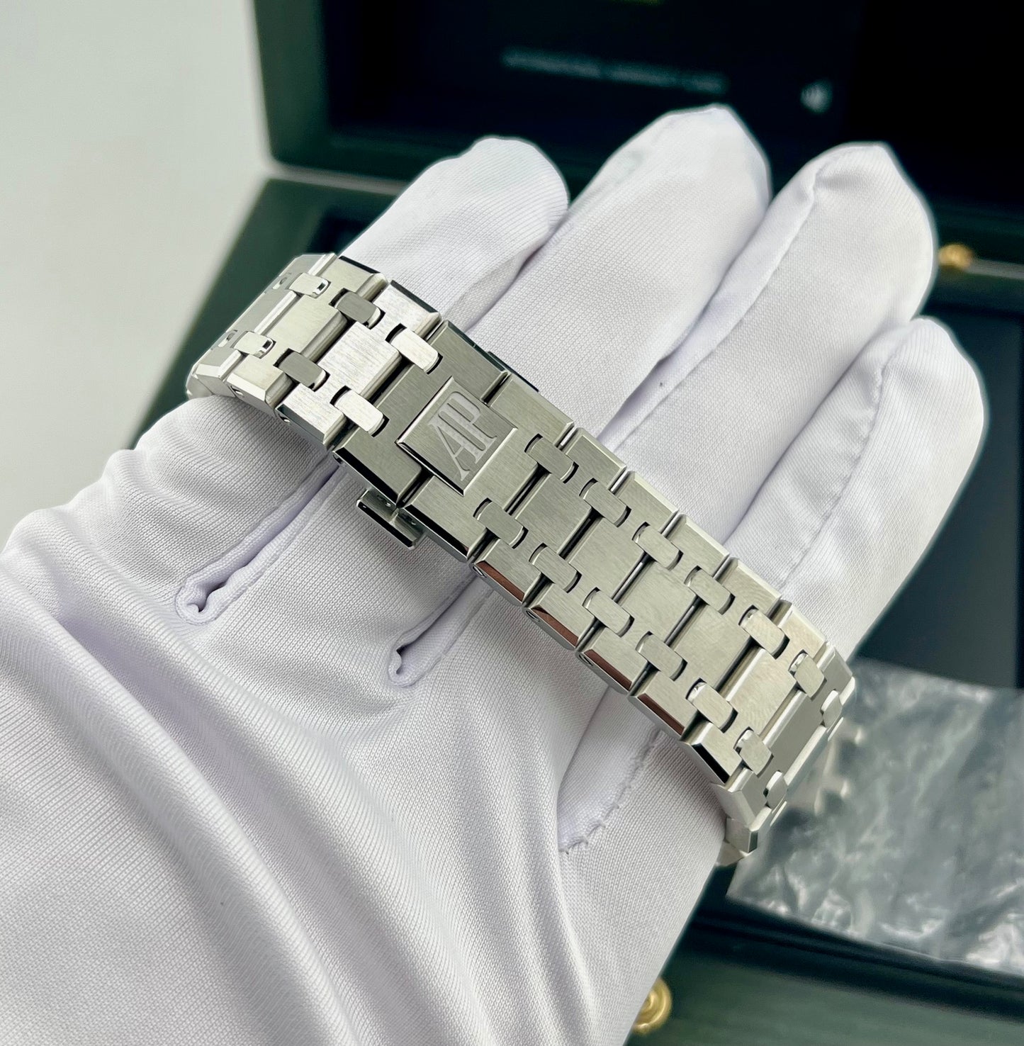 Audemars Piguet Royal Oak 15500ST Black Dial 2022 Like New 41mm