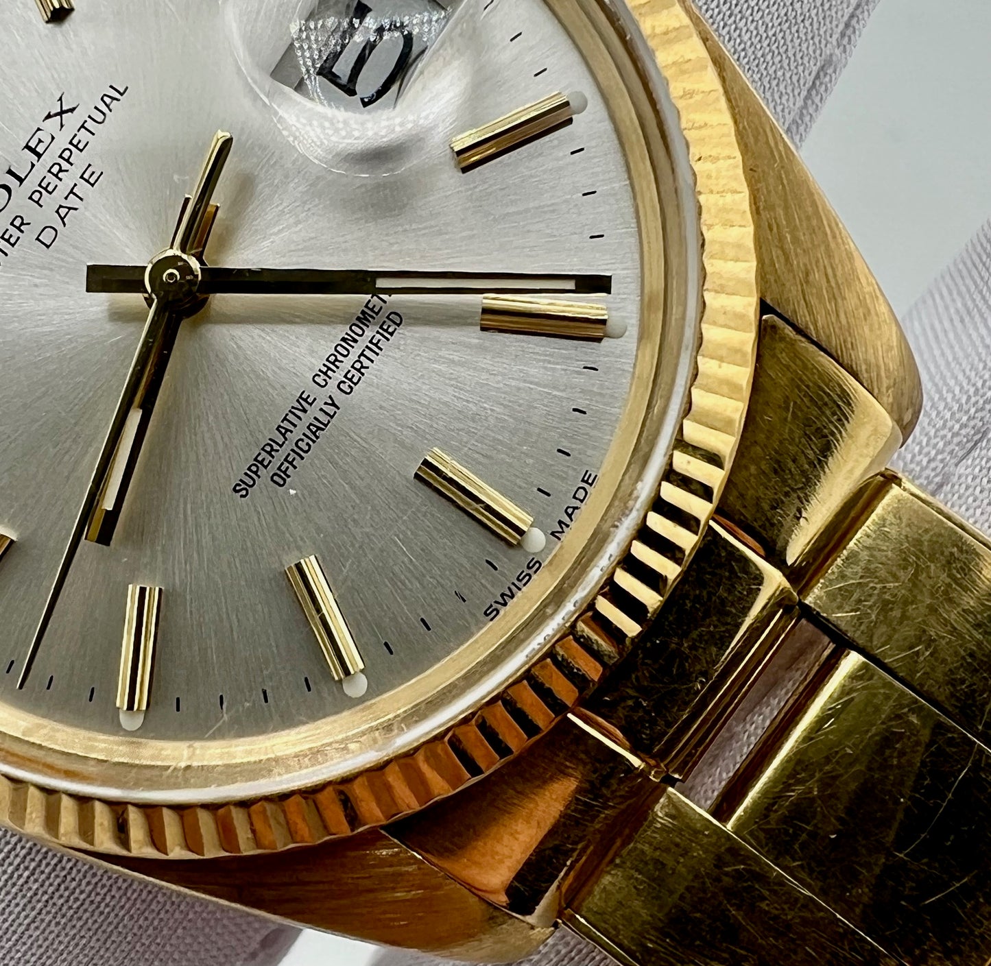 Rolex Oyster Perpetual Date 1503/8 34mm Yellow Gold Dial luminova