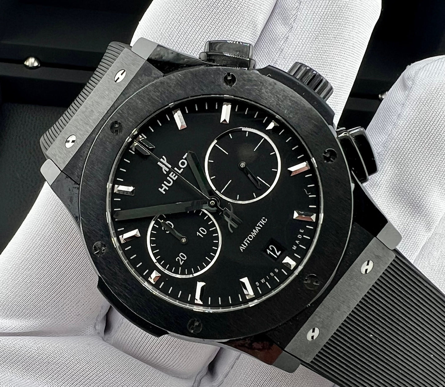 Hublot Classic Fusion Chronograph Black Magic 42mm 2022 full set