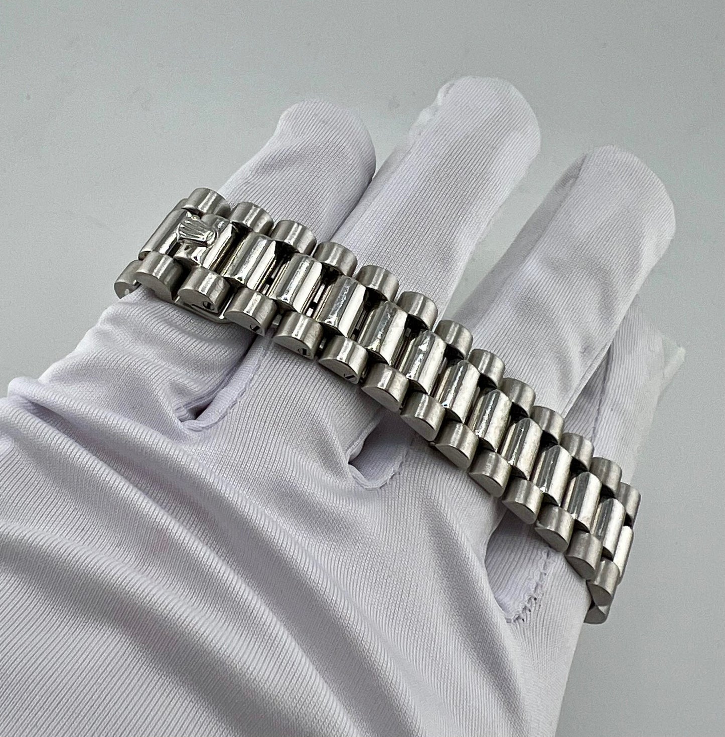 Rolex Day-Date 36mm 18049 president 1983 only watch