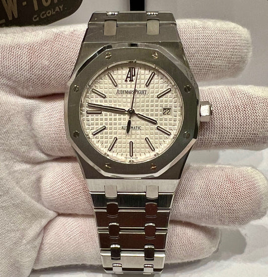 Audemars Piguet Royal Oak 15300ST White Dial Extrait D'archive 2010