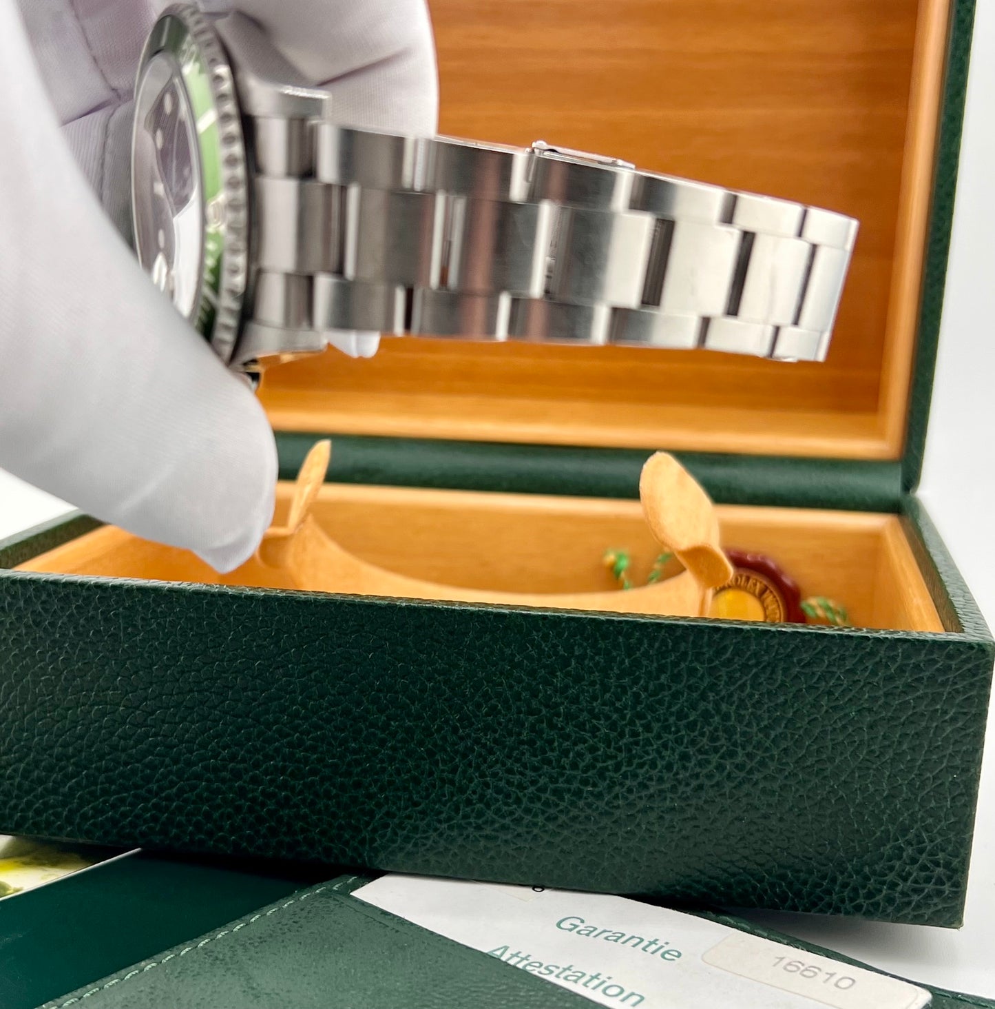 Rolex Submariner "Kermit" 16610LV full set 2005 HK 40mm